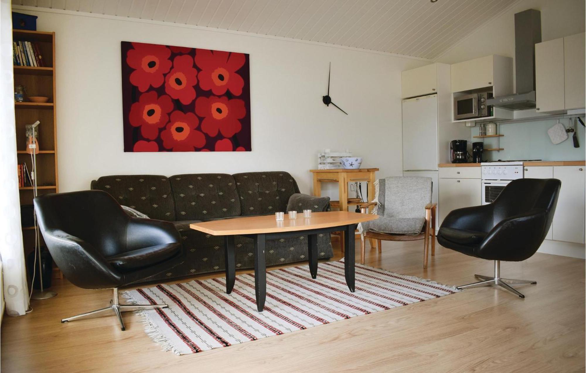 Amazing Home In Loettorp With House Sea View Buitenkant foto
